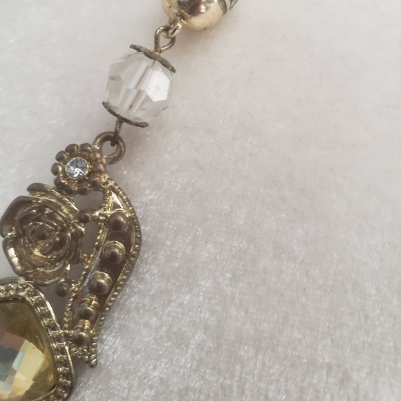 Vinrage Necklace - Picture 4 of 10